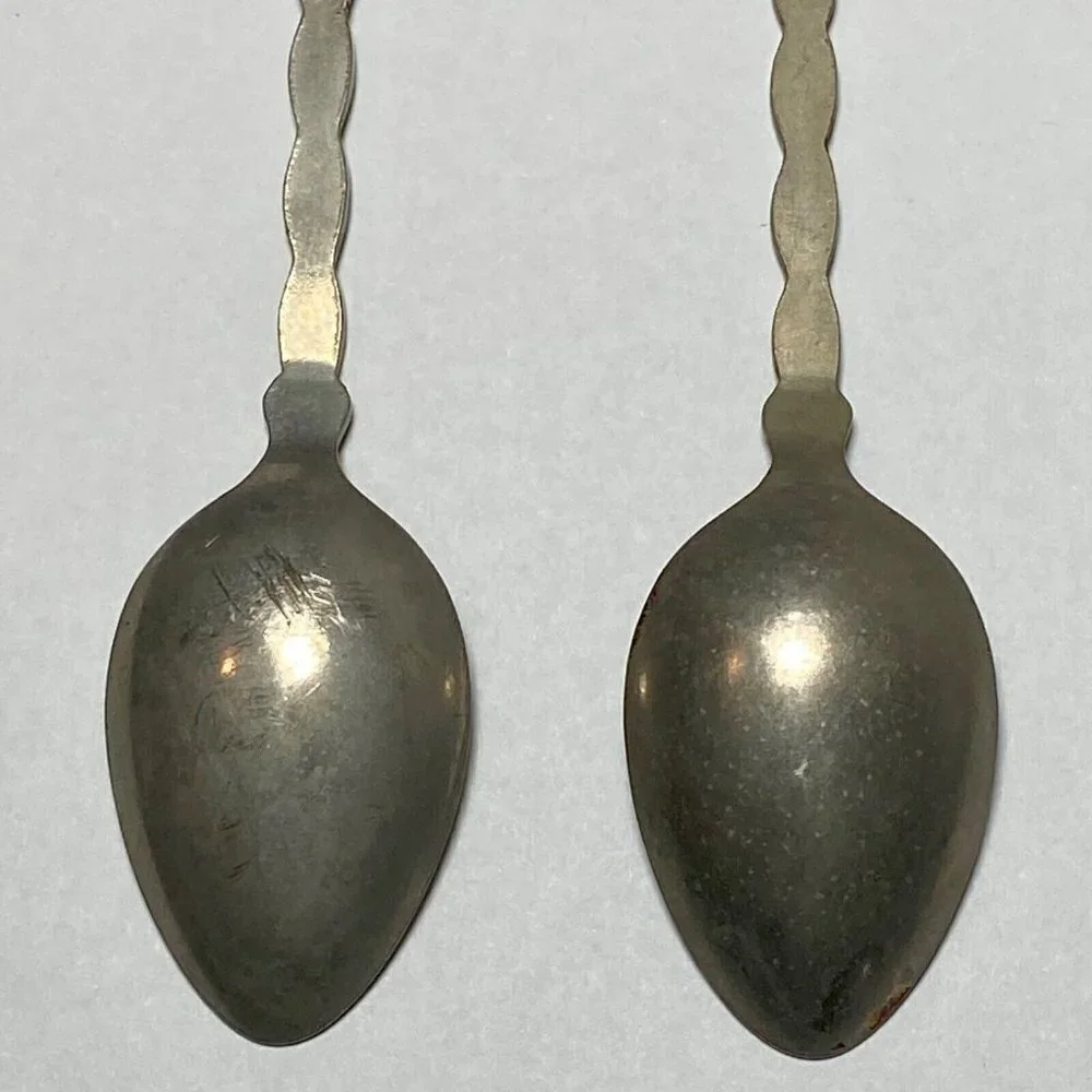 Florida‎ Palm Tree ST Augustine, FLA Lady on Beach 4 3/4” Souvenir Spoons Klepa